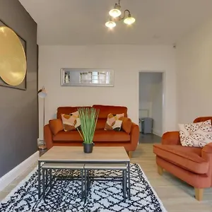 Cosy In Newland Avenue Area Holiday home Kingston upon Hull